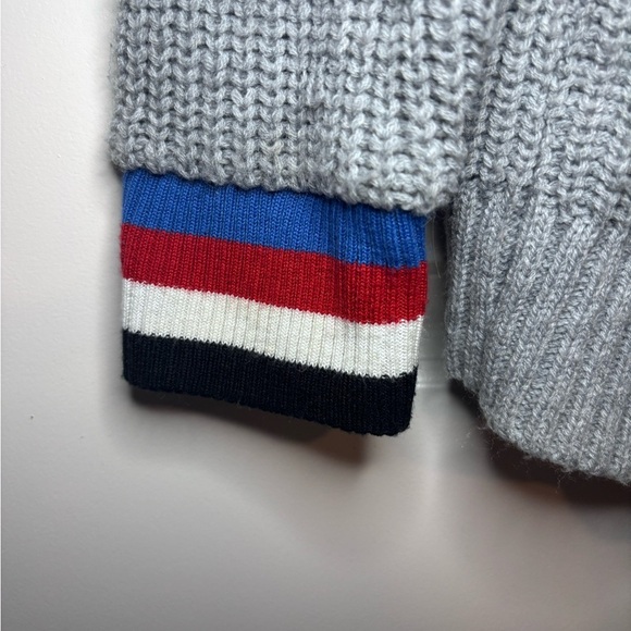 Gray Open-Front Sweater with striped cuffs - Picture 2 of 5